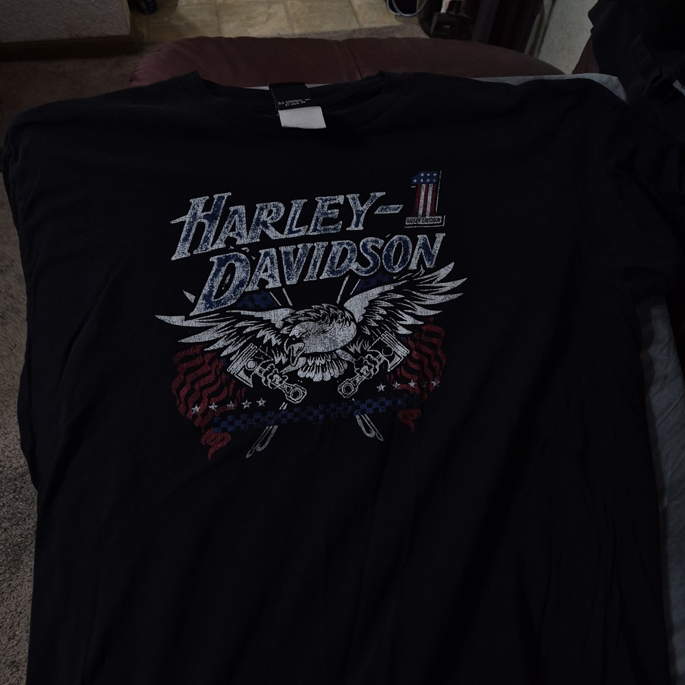 Harley-Davidson Black Tee with Eagle and American Flag Graphic